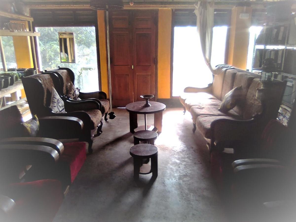 Coca Cola Hostel Malabe Экстерьер фото